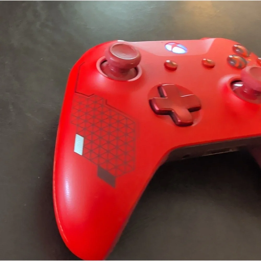 Microsoft XBOX ONE Sport Red Special Edition Wireless Controller 1708 READ